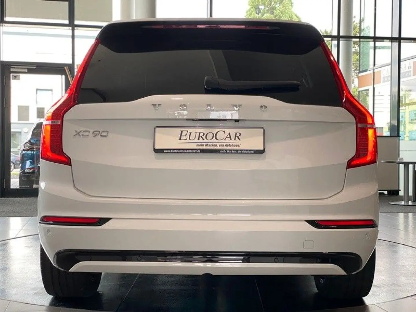 XC90 AWD R-Design KiSi Luftf Sthz H&K ACC AHK 7S