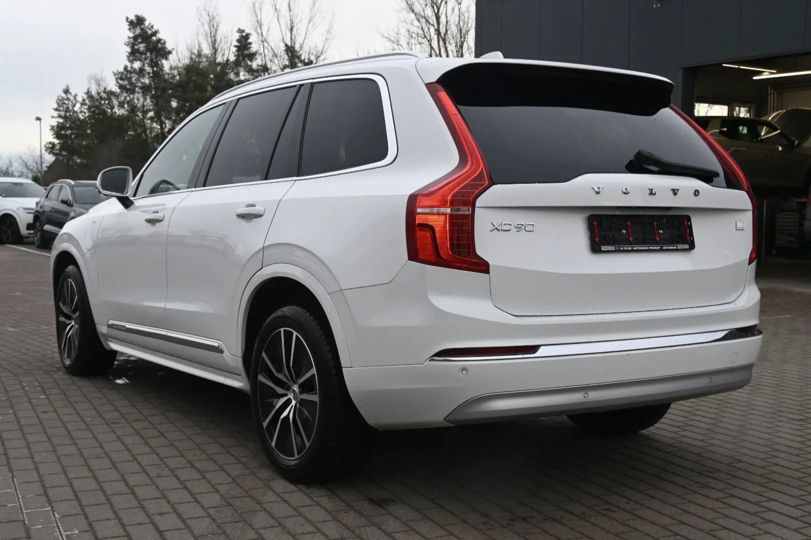 XC90 T8 AWD Inscrip. Expres. PHEV*AHK*PANO*LUFT*