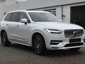 XC90 T8 AWD Inscrip. Expres. PHEV*AHK*PANO*LUFT*