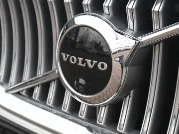 XC90 T8 AWD Inscrip. Expres. PHEV*AHK*PANO*LUFT*
