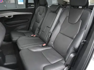XC90 T8 AWD Inscrip. Expres. PHEV*AHK*PANO*LUFT*