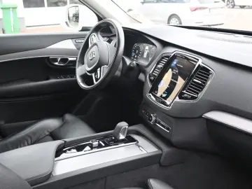 XC90 T8 AWD Inscrip. Expres. PHEV*AHK*PANO*LUFT*