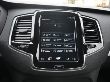 XC90 T8 AWD Inscrip. Expres. PHEV*AHK*PANO*LUFT*