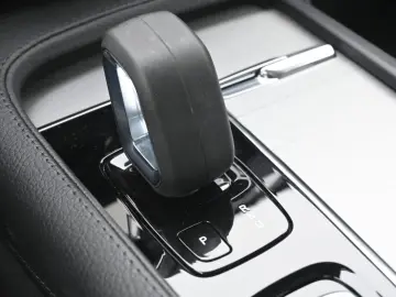 XC90 T8 AWD Inscrip. Expres. PHEV*AHK*PANO*LUFT*