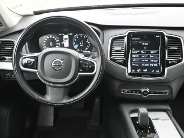 XC90 T8 AWD Inscrip. Expres. PHEV*AHK*PANO*LUFT*