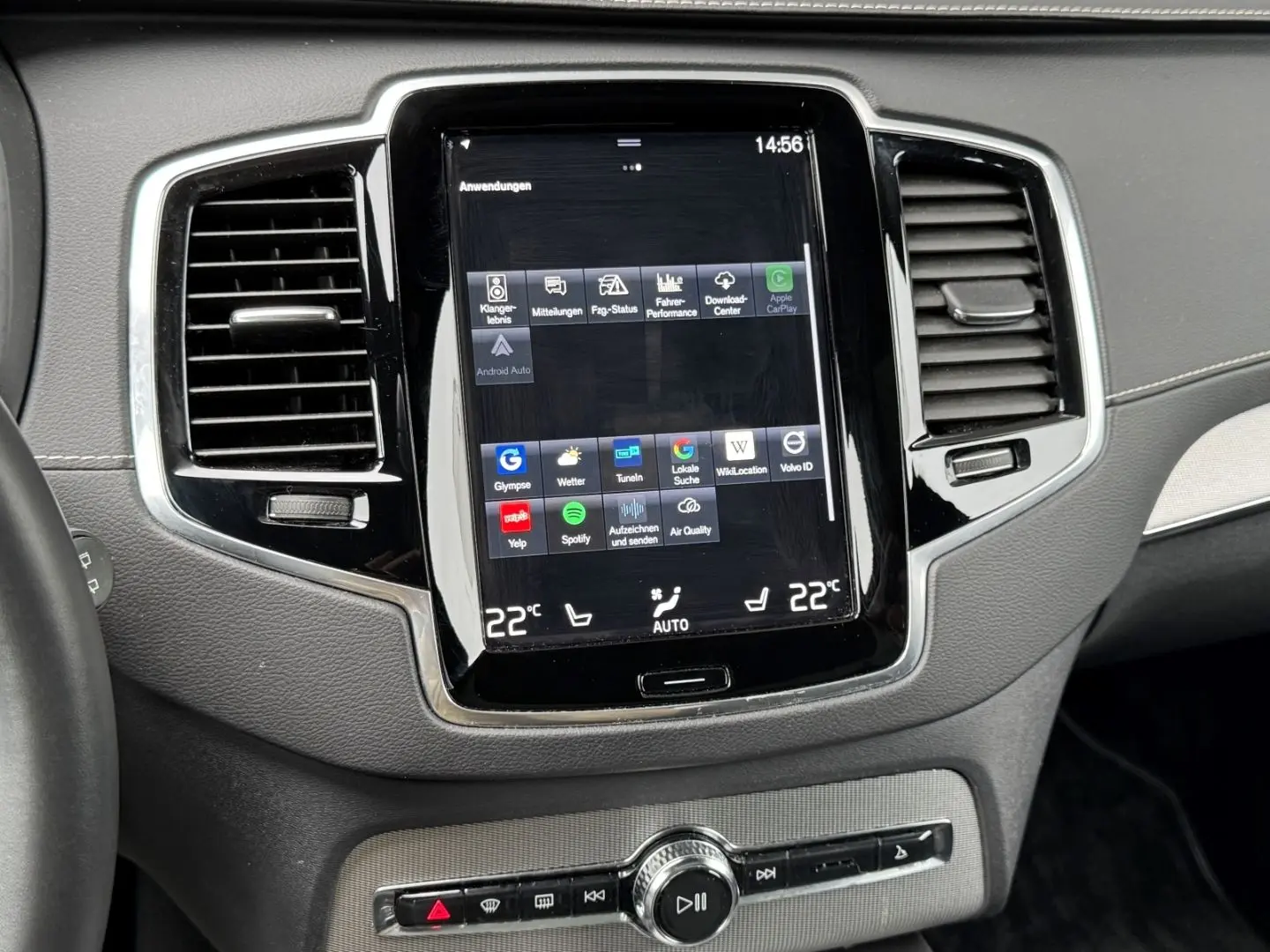 XC90 T8 R Design Recharge HUP PANO H&K 7-Sitzer