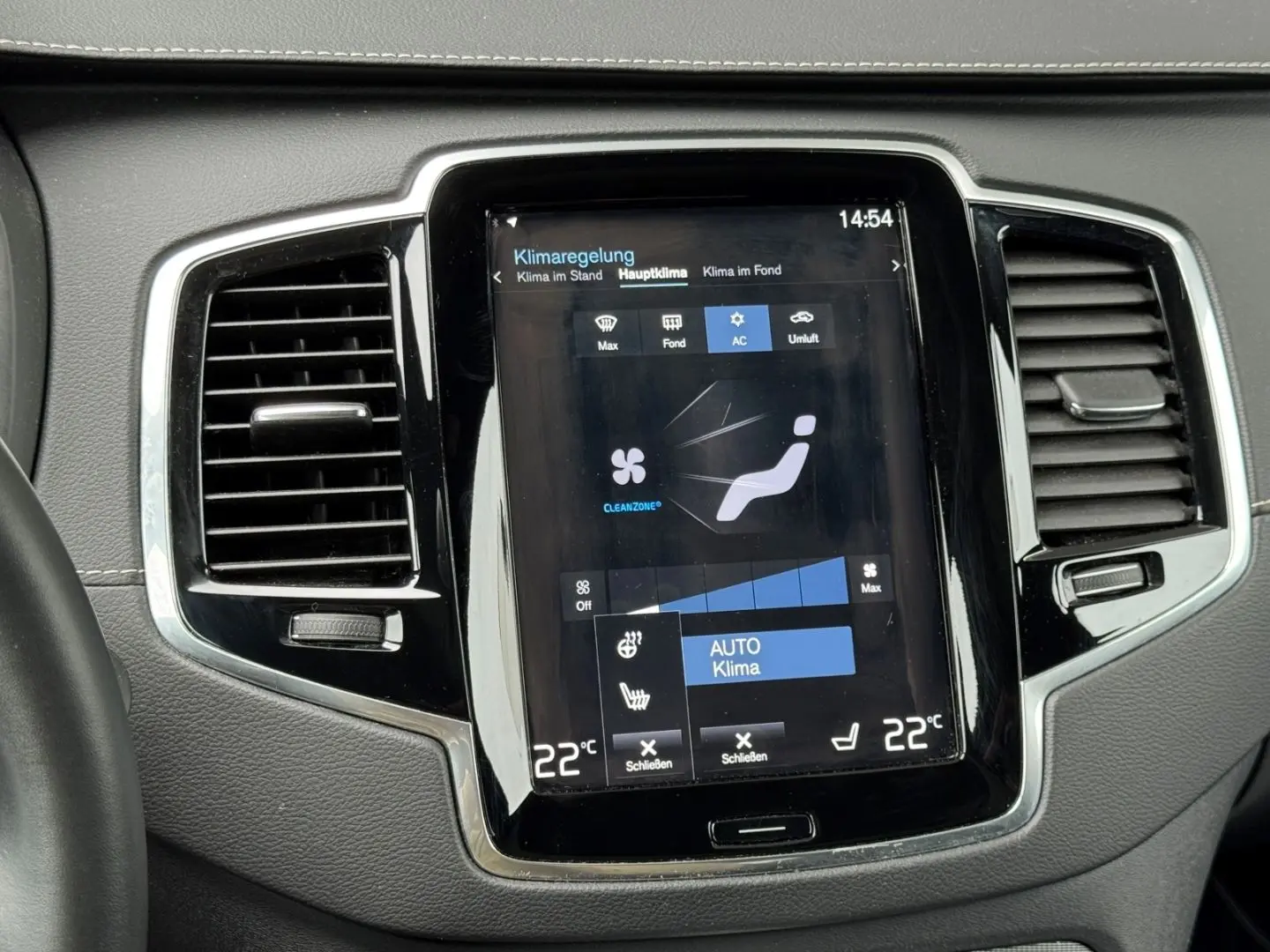 XC90 T8 R Design Recharge HUP PANO H&K 7-Sitzer