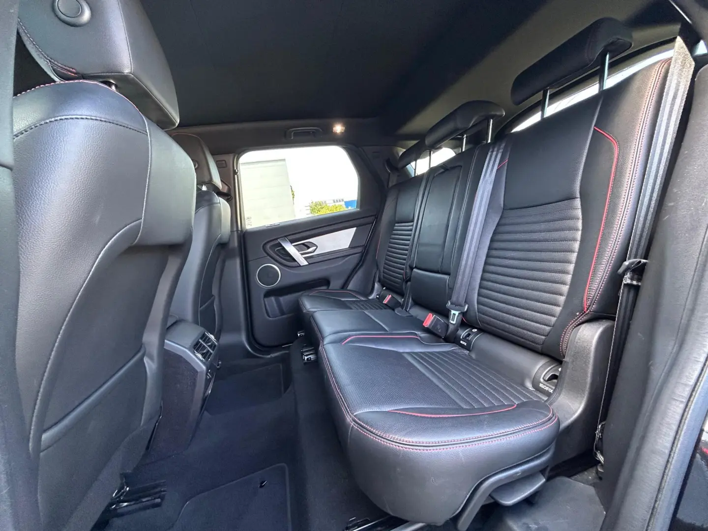 Land Rover Discovery Sport 2021
