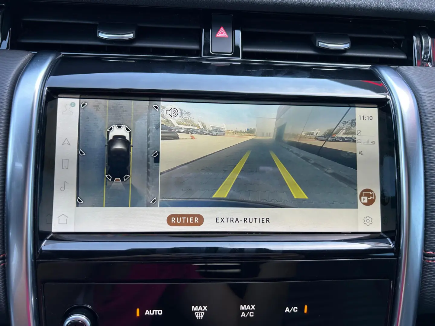 Land Rover Discovery Sport 2021