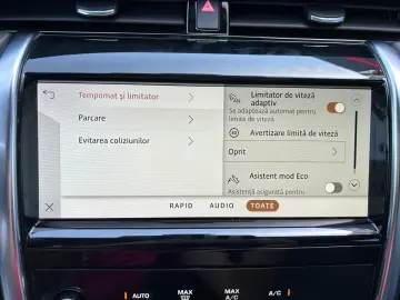Land Rover Discovery Sport 2021