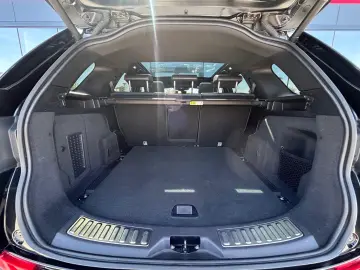 Land Rover Discovery Sport 2021