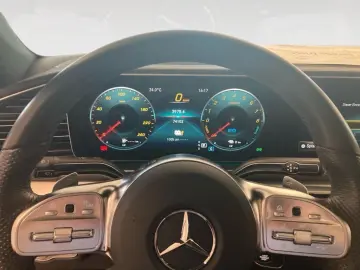 GLE 350 e 4M AMG-Line+Pano+AHK+DISTR+HUP+KEYLESS