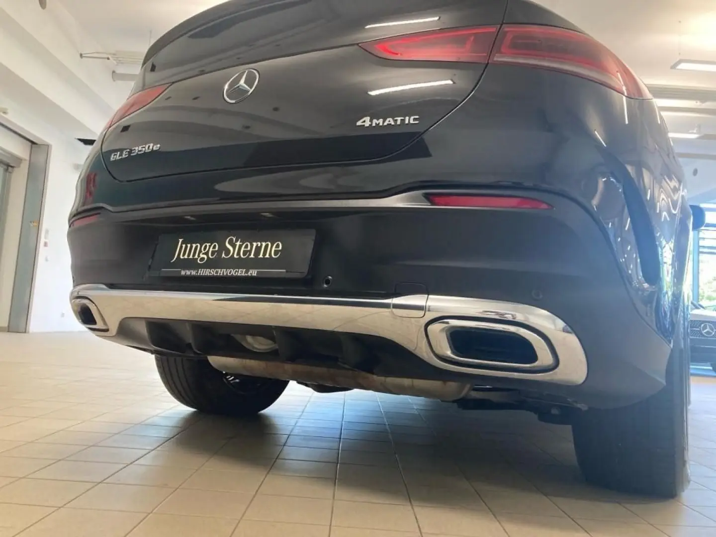 GLE 350 e 4M AMG-Line+Pano+AHK+DISTR+HUP+KEYLESS