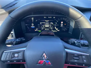Mitsubishi Outlander TOP PHEV