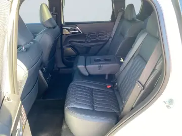 Mitsubishi Outlander TOP PHEV