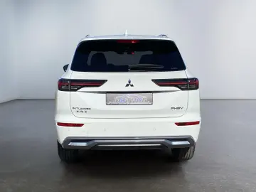 Mitsubishi Outlander TOP PHEV
