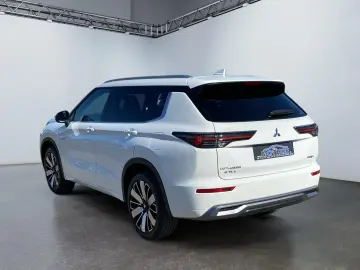 Mitsubishi Outlander TOP PHEV