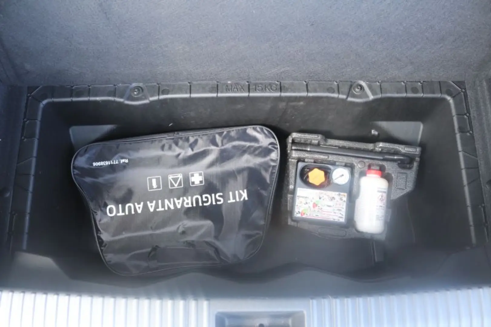 RENAULT MEGANE E-TECH EV60 220cp iconic optimum charge