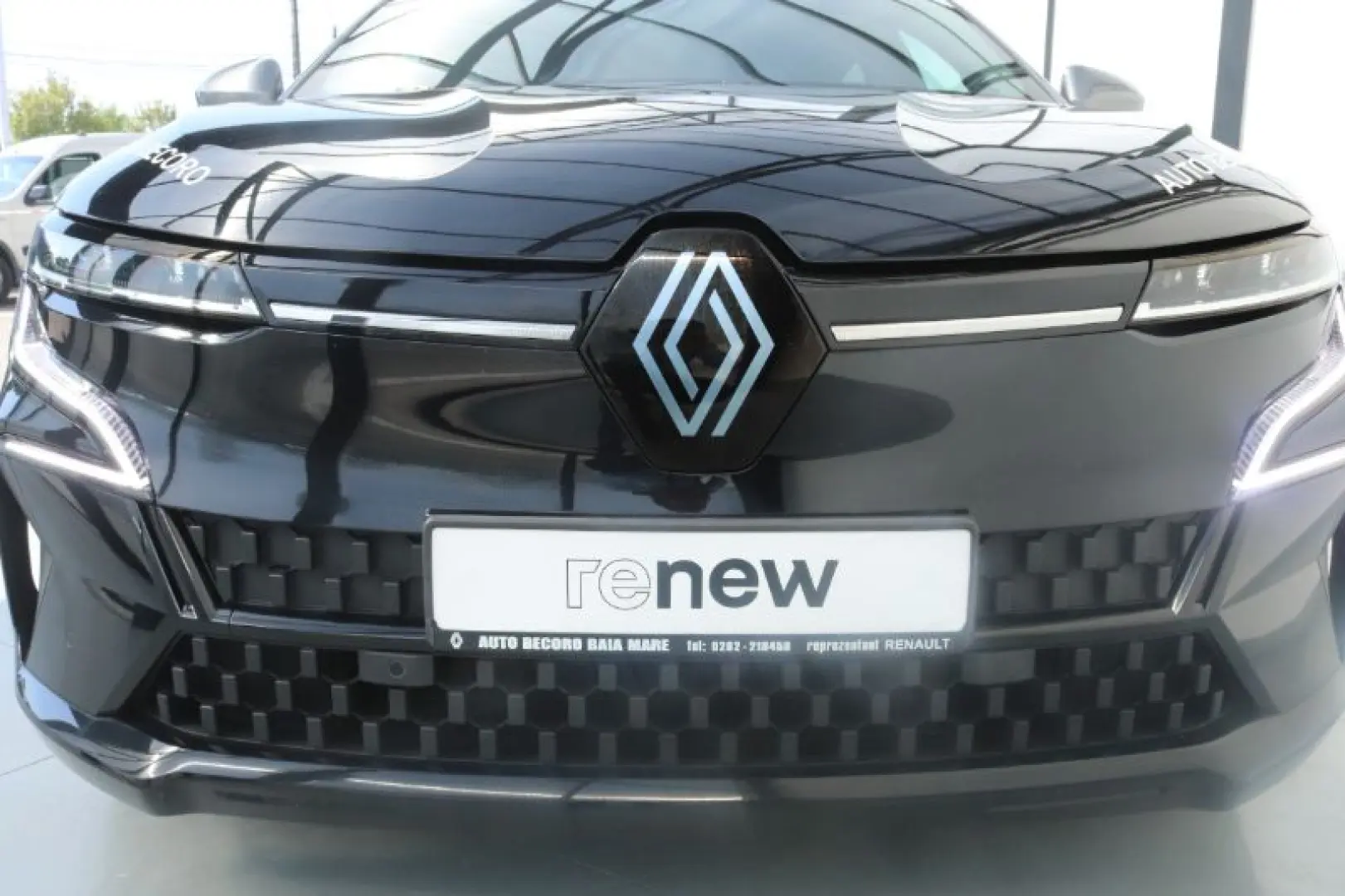 RENAULT MEGANE E-TECH EV60 220cp iconic optimum charge