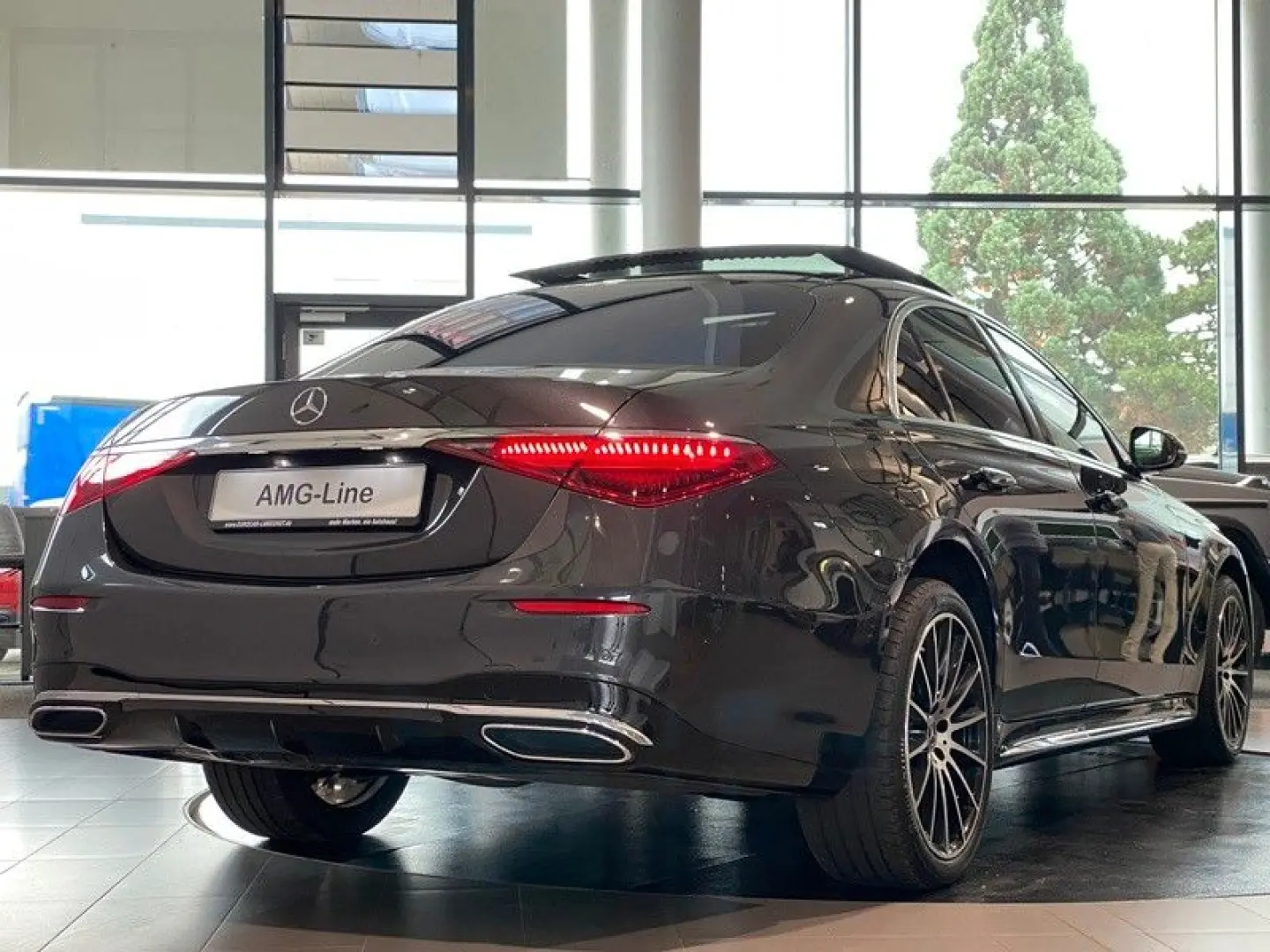 Mercedes-Benz S400d AMG Chauffeur Exklusiv