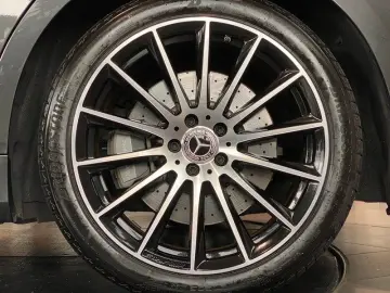 Mercedes-Benz S400d AMG Chauffeur Exklusiv