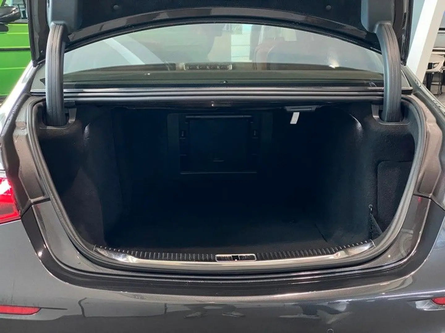 Mercedes-Benz S400d AMG Chauffeur Exklusiv