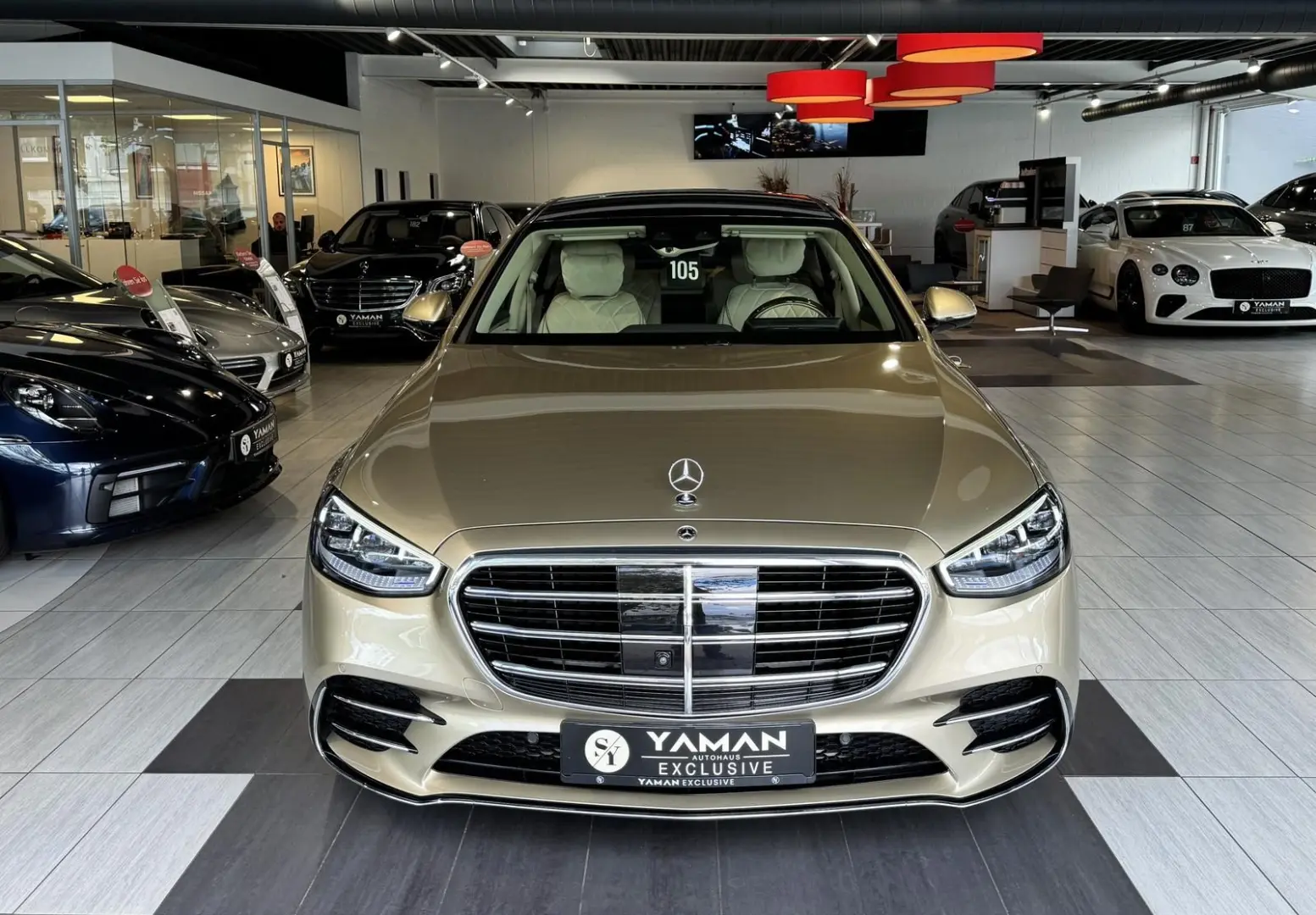 Mercedes-Benz S 500 4M AMG*designo*Pano*HuD