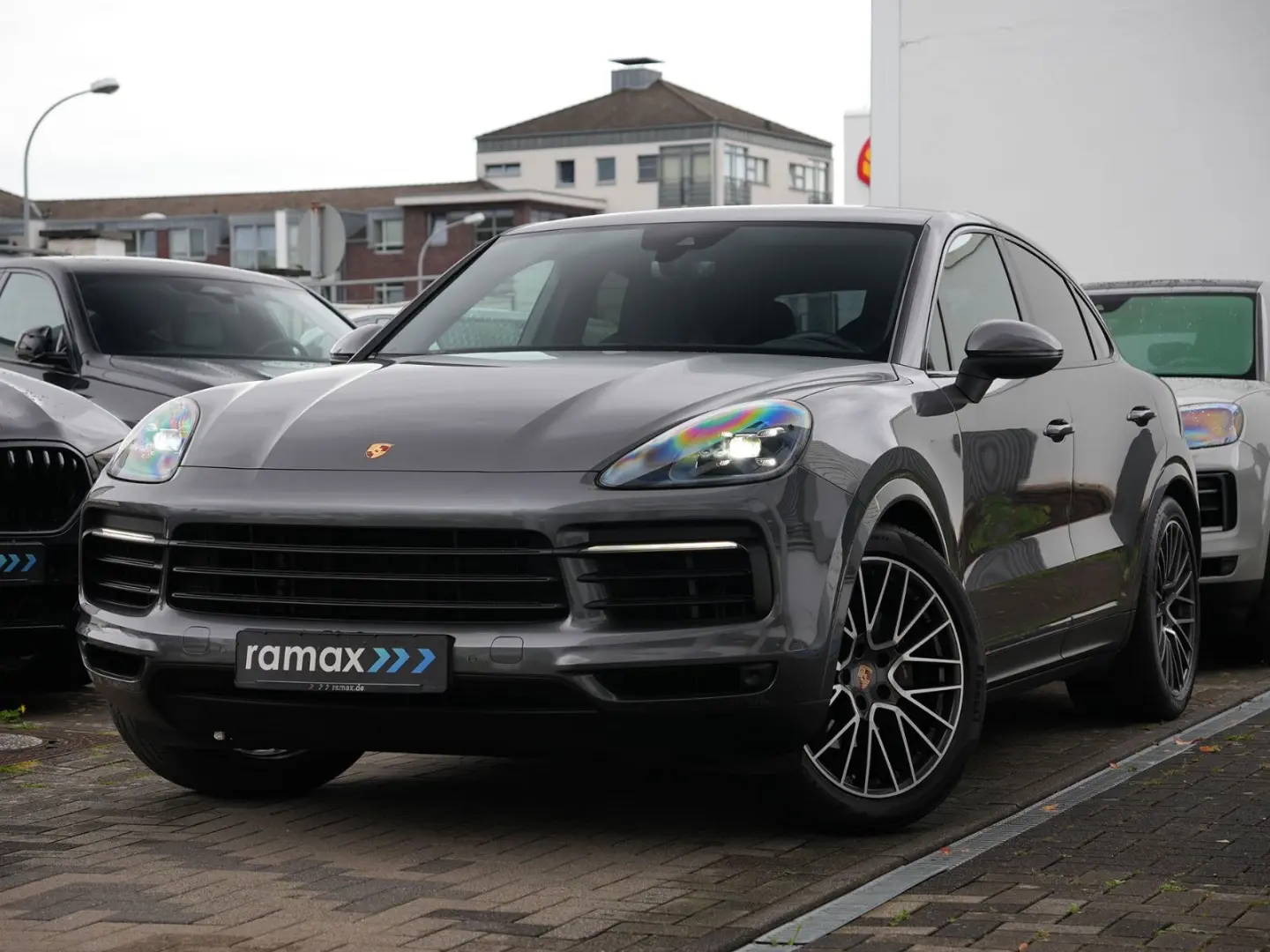 Cayenne Coupé LUFTF.-PANO-STANDHEIZUNG-AHK-21