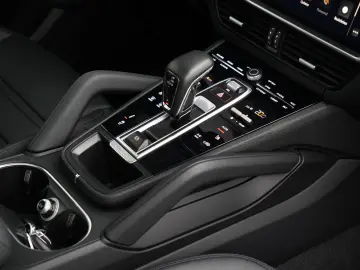Cayenne Coupé LUFTF.-PANO-STANDHEIZUNG-AHK-21