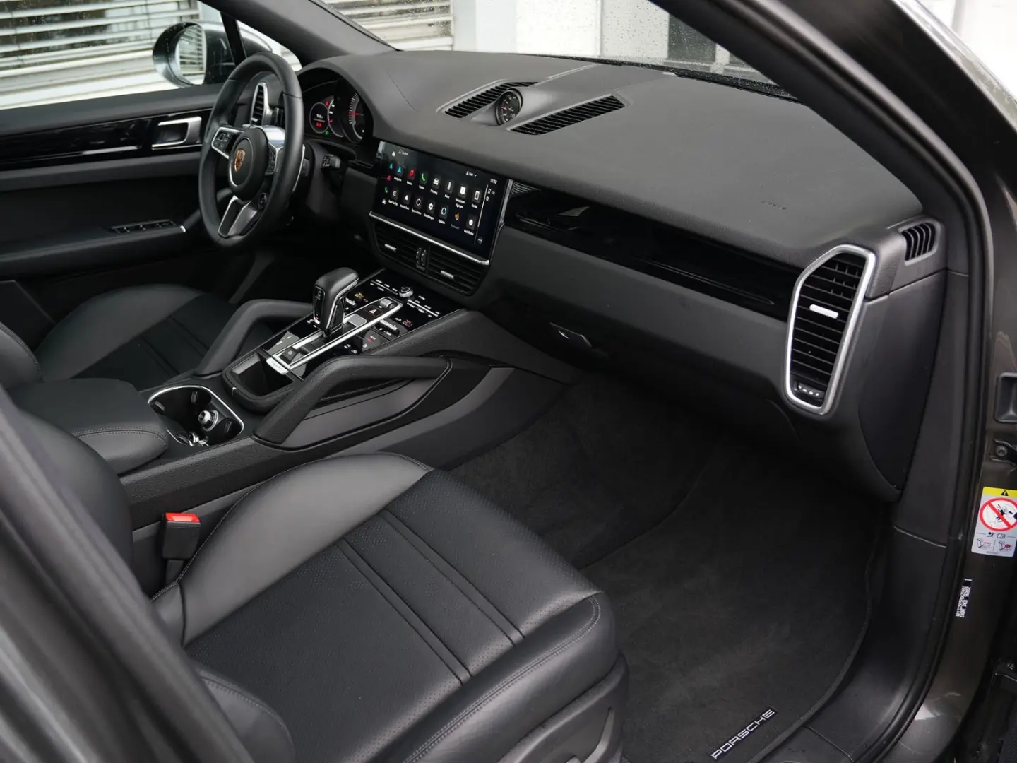 Cayenne Coupé LUFTF.-PANO-STANDHEIZUNG-AHK-21