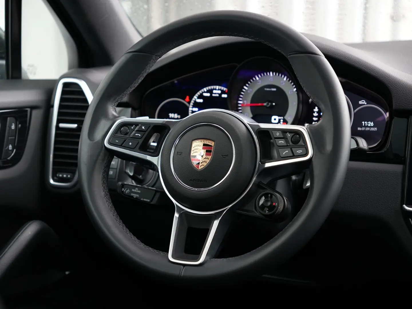 Cayenne Coupé LUFTF.-PANO-STANDHEIZUNG-AHK-21