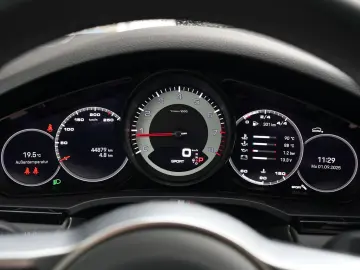 Cayenne Coupé LUFTF.-PANO-STANDHEIZUNG-AHK-21