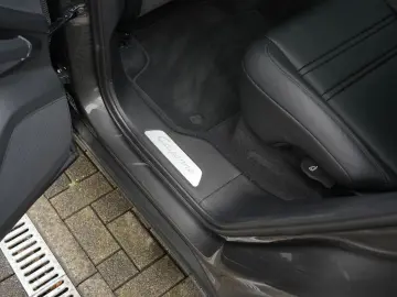 Cayenne Coupé LUFTF.-PANO-STANDHEIZUNG-AHK-21