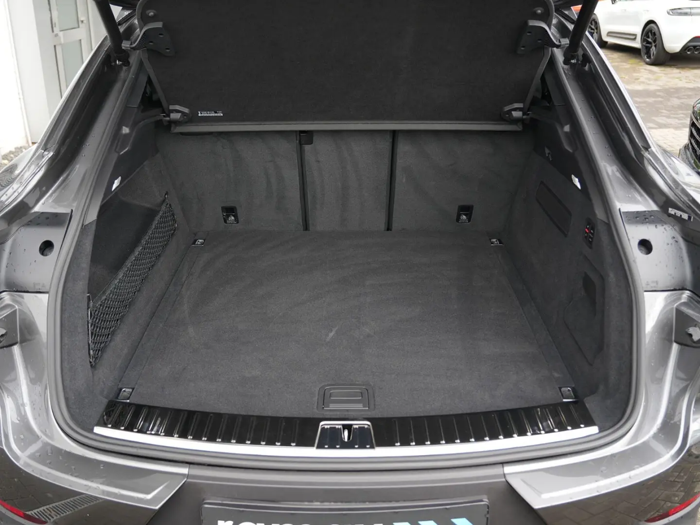 Cayenne Coupé LUFTF.-PANO-STANDHEIZUNG-AHK-21
