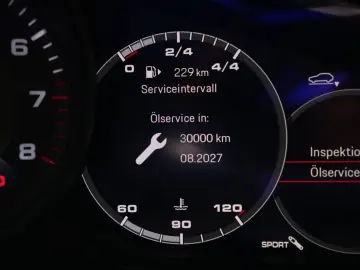 CAYENNE SPORTDESIGN-LUFTF-PANO-BOSE-22CLASSIC