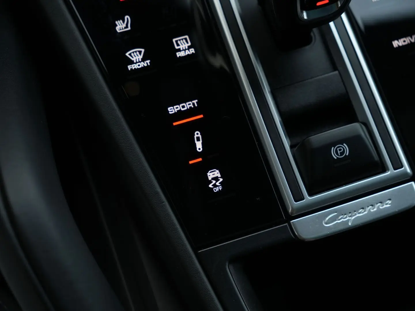 CAYENNE SPORTDESIGN-LUFTF-PANO-BOSE-22CLASSIC