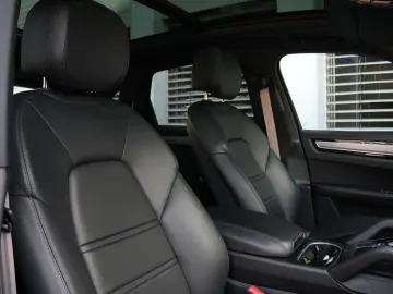 CAYENNE SPORTDESIGN-LUFTF-PANO-BOSE-22CLASSIC
