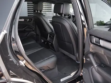 CAYENNE SPORTDESIGN-LUFTF-PANO-BOSE-22CLASSIC