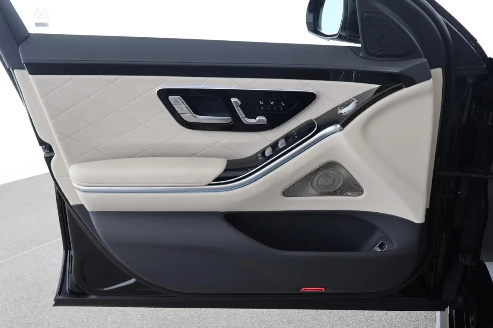 S 580 4M AMG Night Chauffeur Standhz Pano HUD