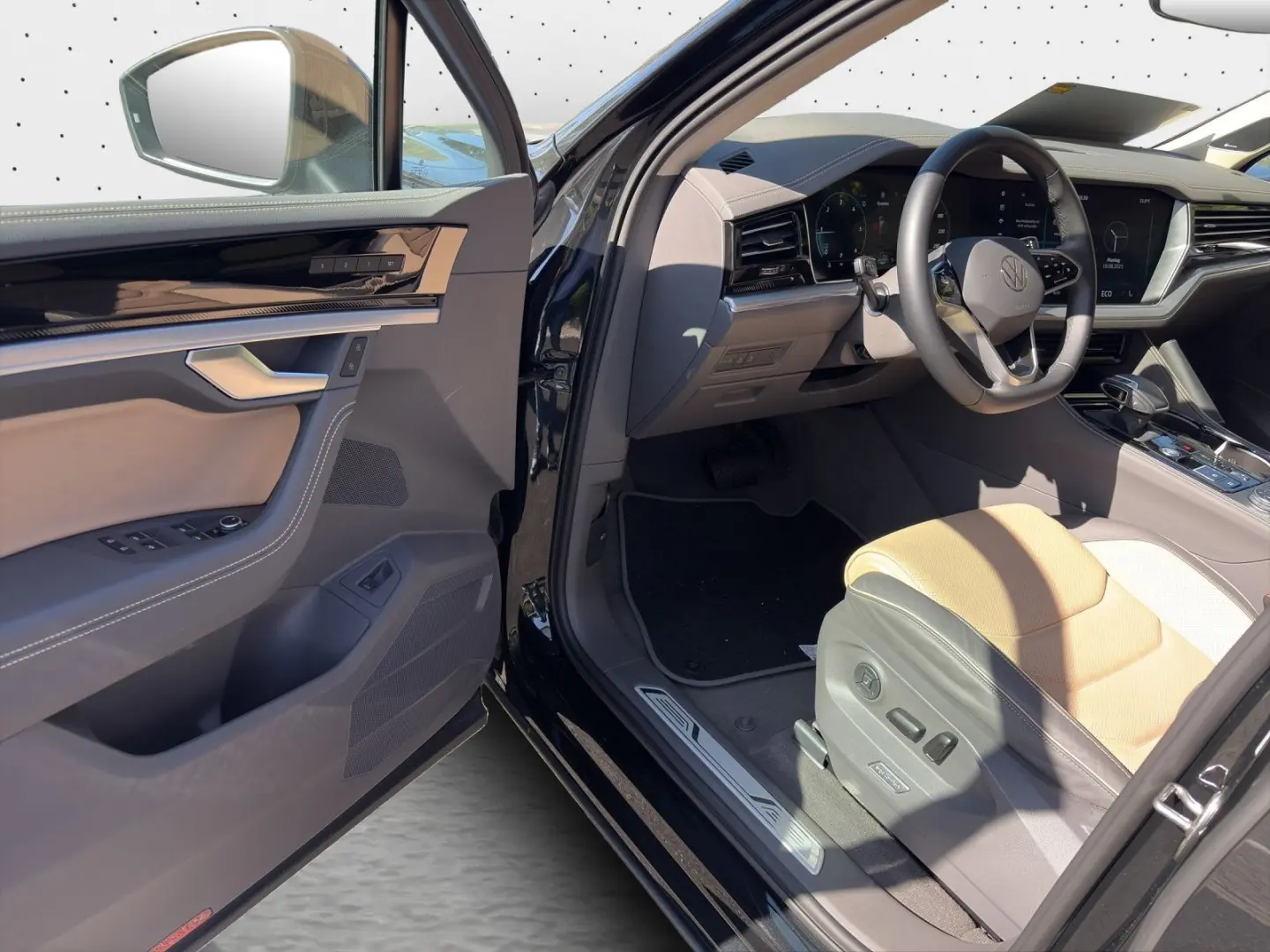 Touareg Elegance 4M 3.0TDI 210kW*PANO*LUFT*AHK*K