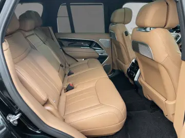 Range Rover P550e PHEV Autobiography AHK/SHADOW