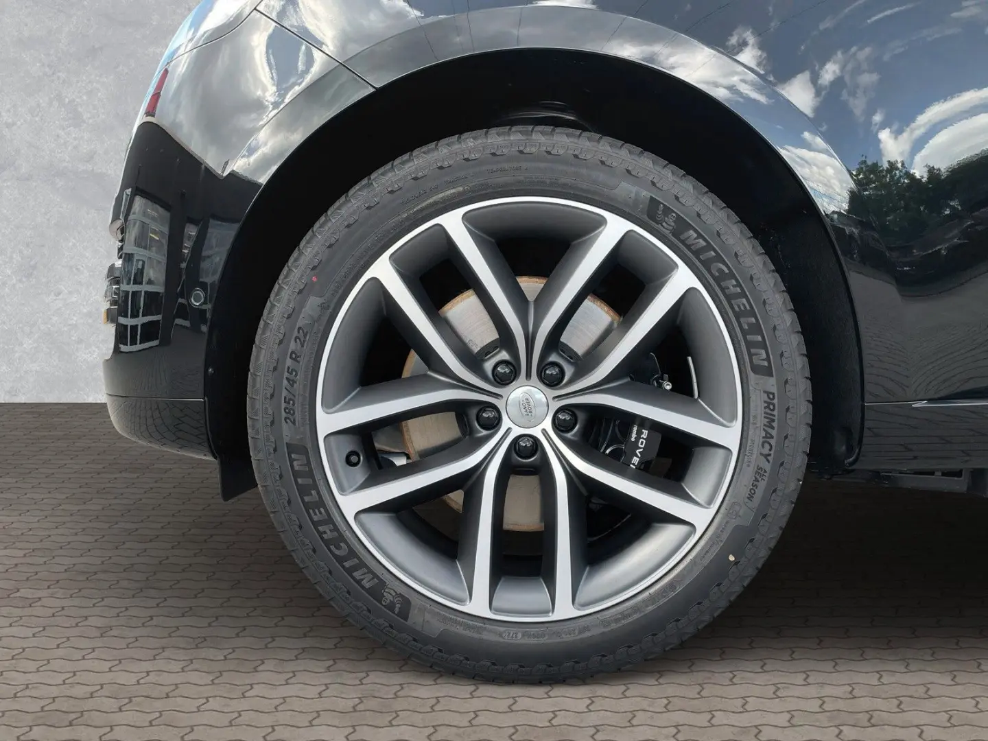 Range Rover P550e PHEV Autobiography AHK/SHADOW