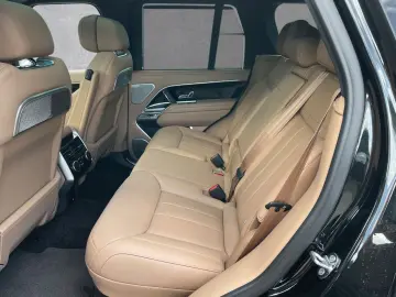 Range Rover P550e PHEV Autobiography AHK/SHADOW
