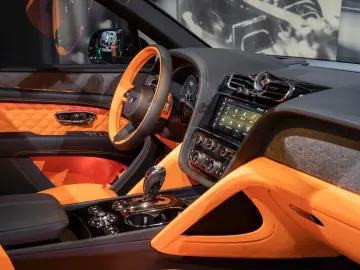 BENTAYGA S | MULLINER DUO-TONE | NAIM-SOUND