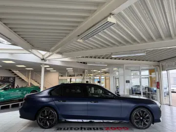 740d Lim. xDrive M Sportpaket PRO