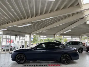 740d Lim. xDrive M Sportpaket PRO