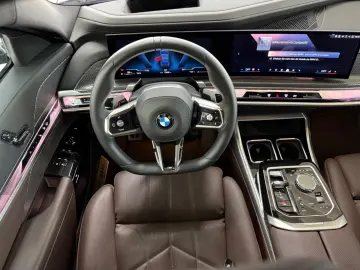 740d Lim. xDrive M Sportpaket PRO