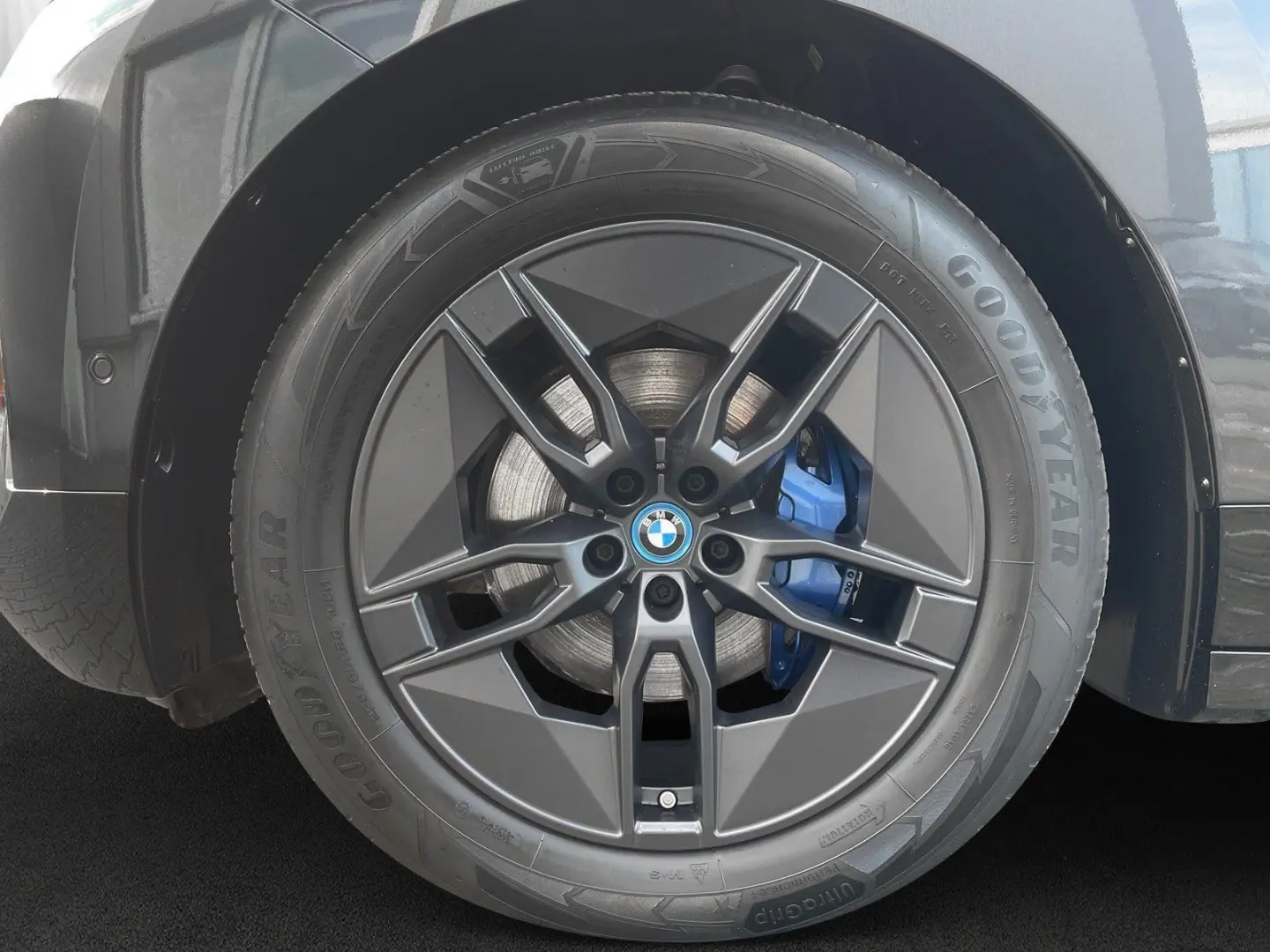 iX xDrive50 PanoSkyLounge|Head-Up|DrivingAss.