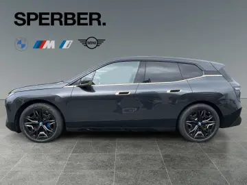 iX xDrive50 22 Zoll*Sportpaket*AHK*Soft Close*Ma
