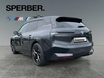 iX xDrive50 22 Zoll*Sportpaket*AHK*Soft Close*Ma